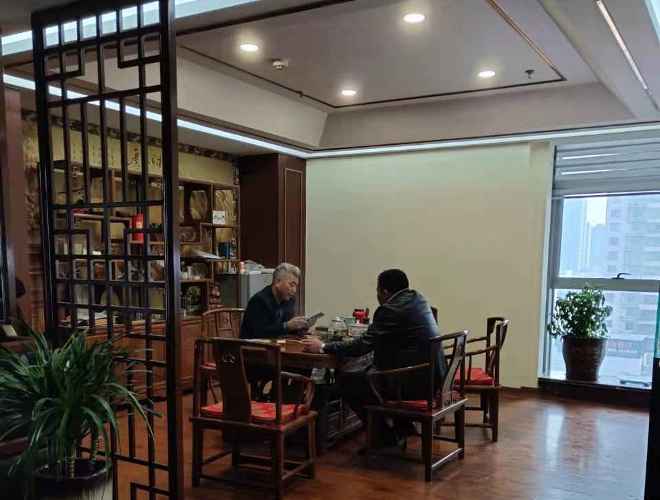 這天，他們都來河南麥多餡餅食品有限公司總部來考察正宗麥多餡餅項目了(圖2)